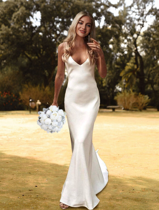 Hall Casual Wedding Dresses Sheath / Column Camisole V Neck Spaghetti Strap Court Train Charmeuse Bridal Gowns
