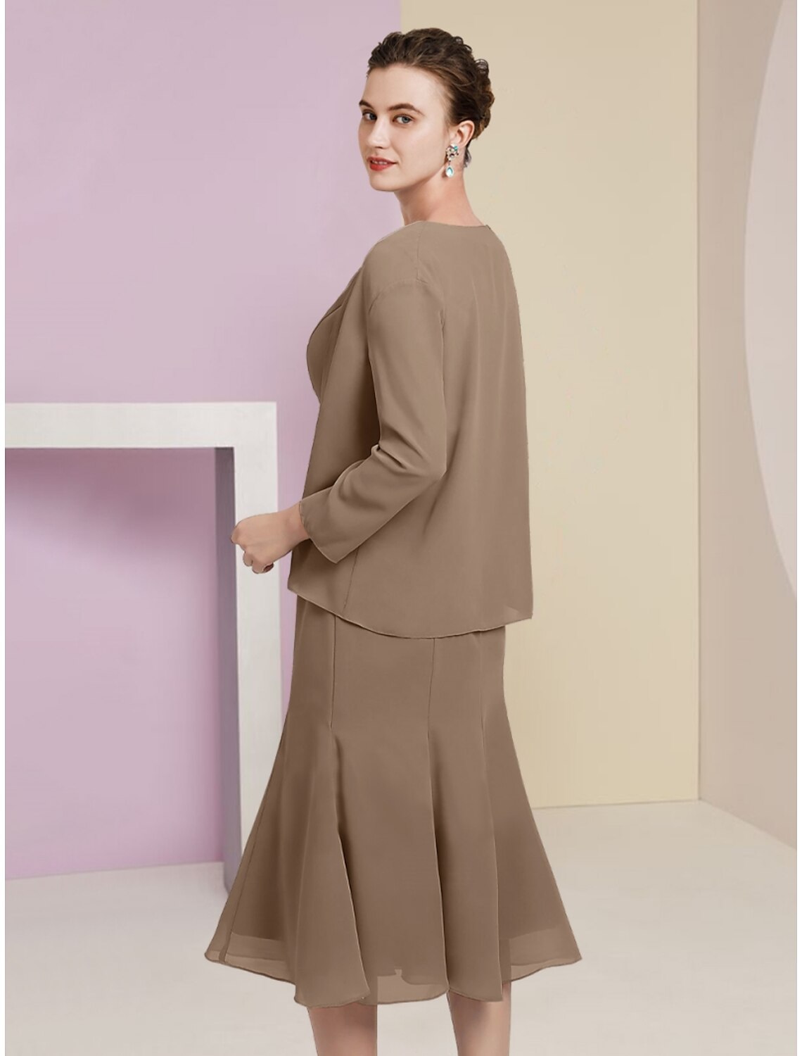 Mermaid / Trumpet Mother of the Bride Dress Wedding Guest Elegant Scoop Neck Tea Length Chiffon Long Sleeve with Crystals