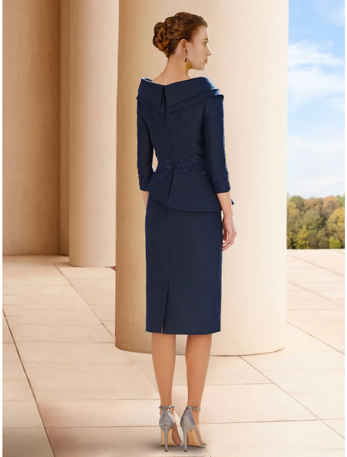 A-Line Mother of the Bride Dress Wedding Guest Elegant Petite V Neck Knee Length Satin 3/4 Length Sleeve with Split
