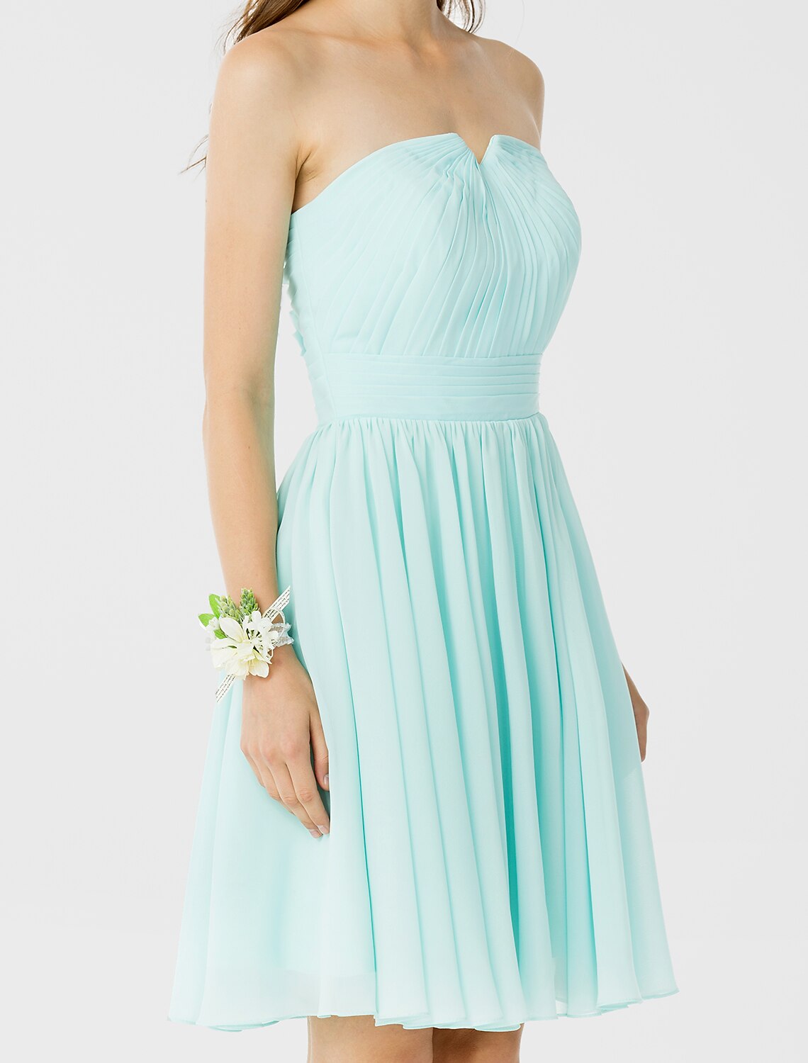 Princess / A-Line Bridesmaid Dress Notched Sleeveless Open Back Knee Length Chiffon with Ruched