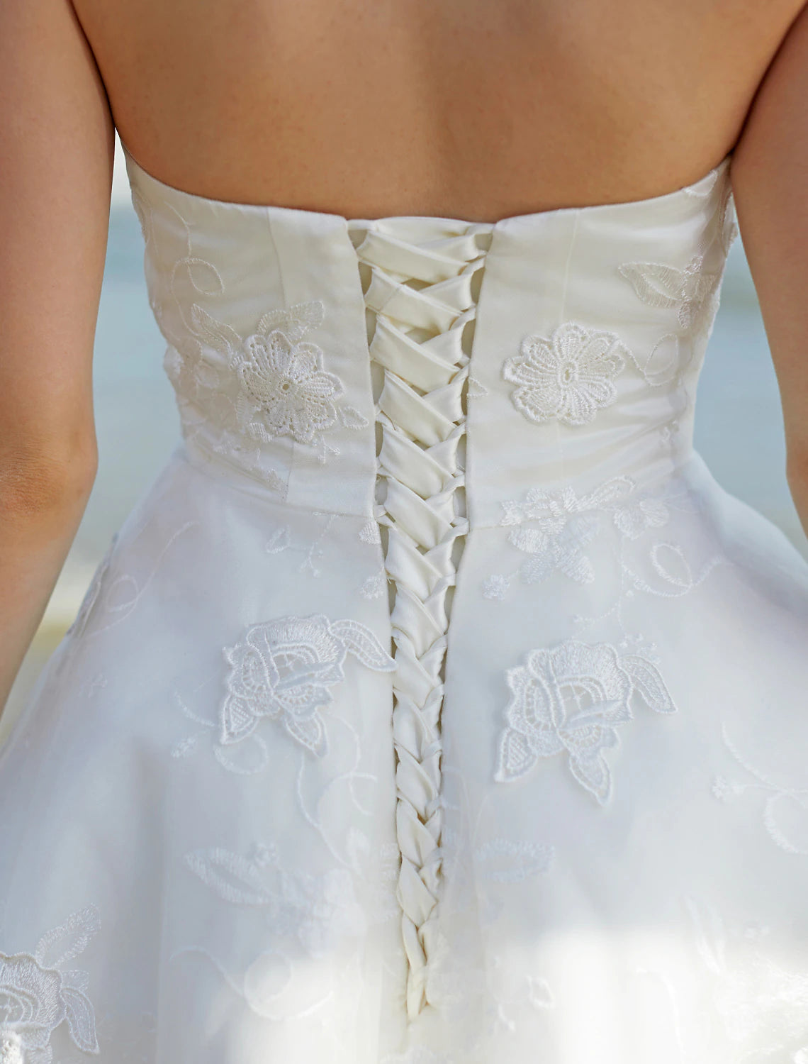 Hall Boho Wedding Dresses A-Line Sweetheart Strapless Knee Length Lace Bridal Gowns