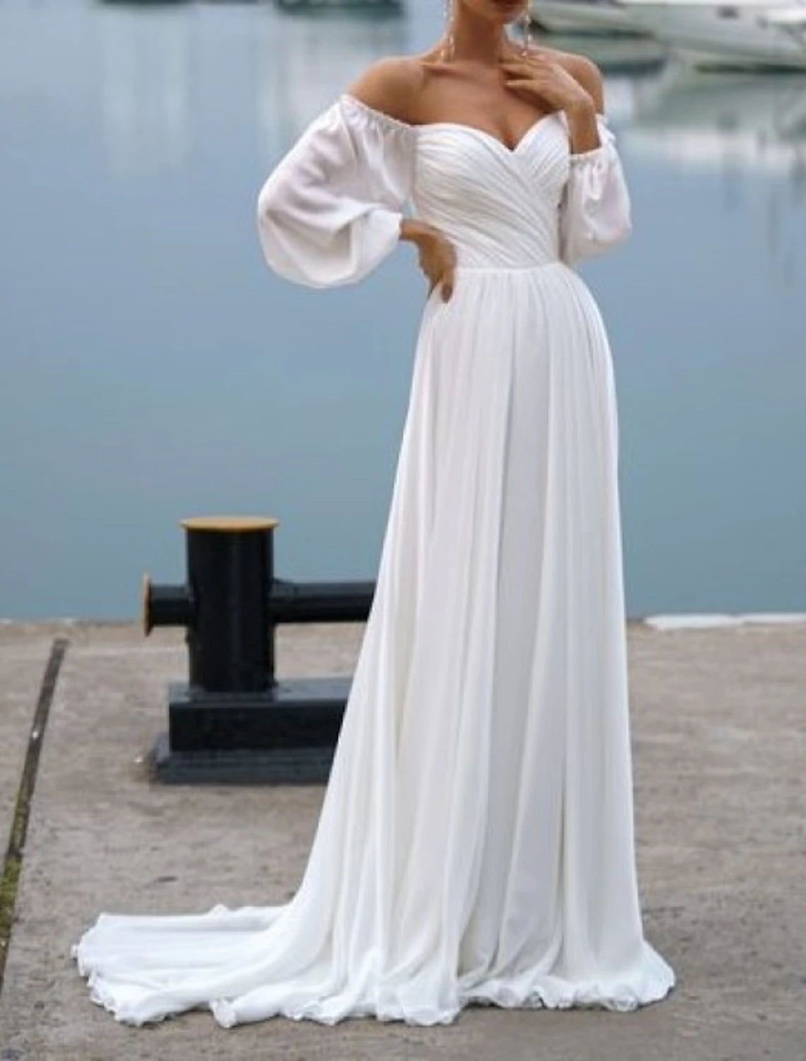 Beach Casual Wedding Dresses A-Line Off Shoulder Long Sleeve Sweep / Brush Train Chiffon Bridal Gowns With Ruched