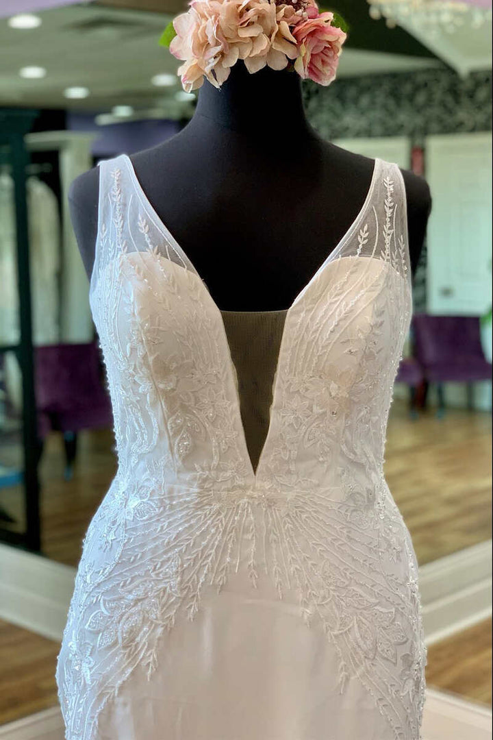 White Appliques Sheer Straps Open Back Mermaid Long Wedding Dress V-neck