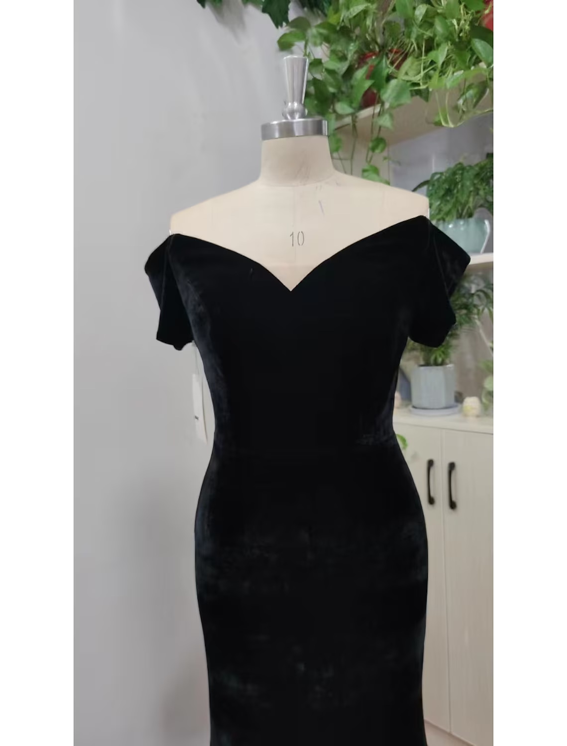 Mermaid / Trumpet Evening Gown Celebrity Style Dress Prom Sweep / Brush Train Short Sleeve V Neck Velvet
