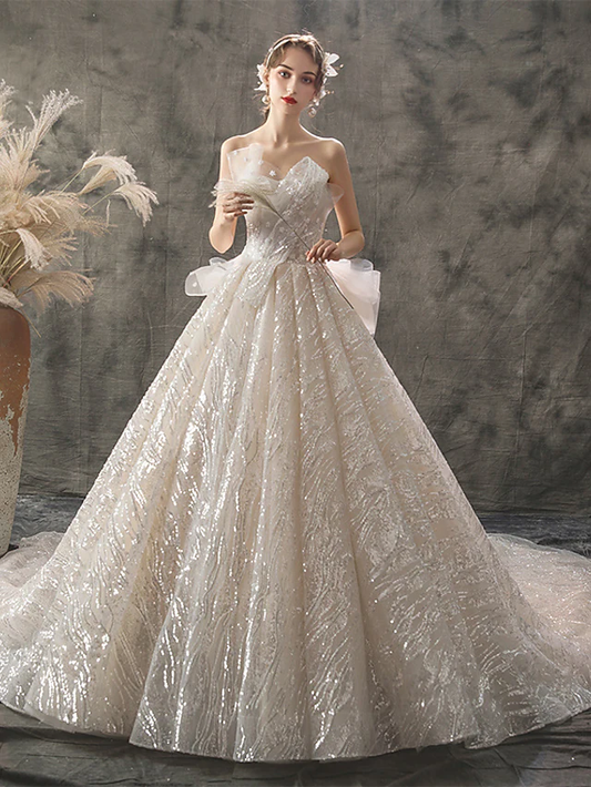 Princess Ball Gown Wedding Dresses Strapless Chapel Train Lace Tulle Sequined Sleeveless Formal Luxurious Sparkle & Shine with Bow(s)
