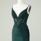 Spaghetti Straps Dark Green Corset Homecoming Dress With Appliques V-neck