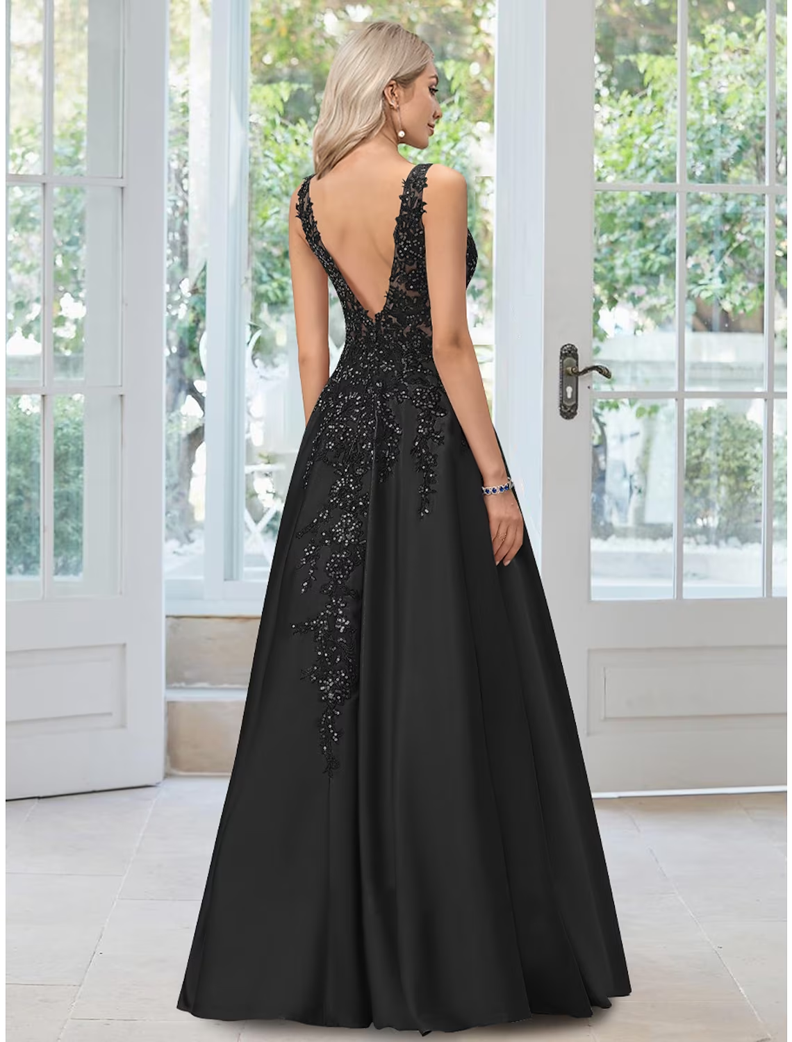 A-Line Evening Gown Black Dress Formal Floor Length Sleeveless V Neck Lace