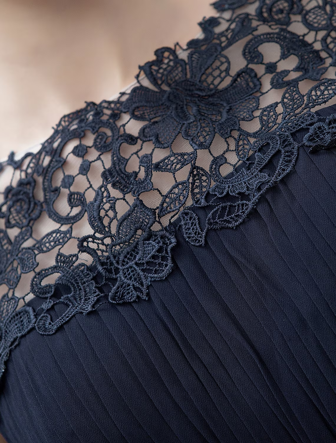 A-Line Evening Gown Empire Dress Wedding Guest Floor Length Short Sleeve Boat Neck Chiffon with Ruched Lace