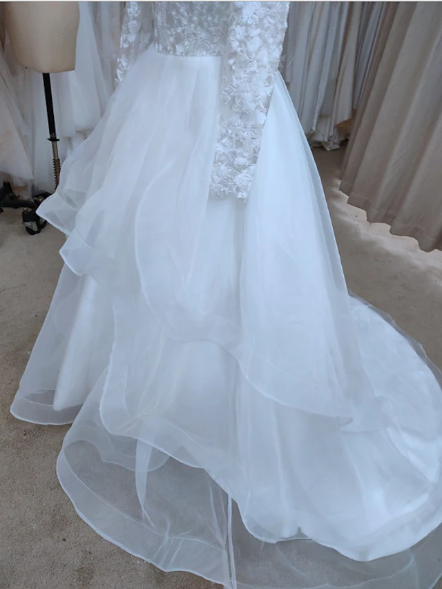 A-Line Wedding Dresses Jewel Neck Court Train Lace Tulle Long Sleeve Formal Romantic Luxurious with Appliques Cascading