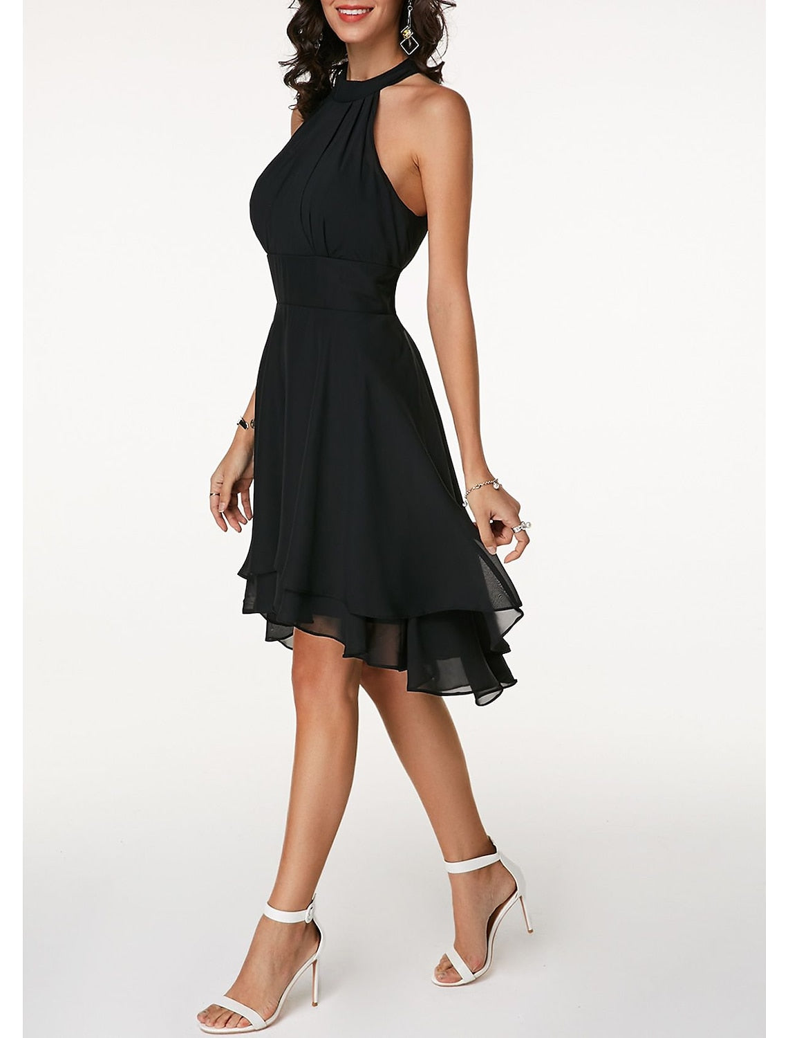 A-Line/Princess Halter Knee-Length Sleeveless Cocktail Party Dresses Chiffon With Ruffles Short