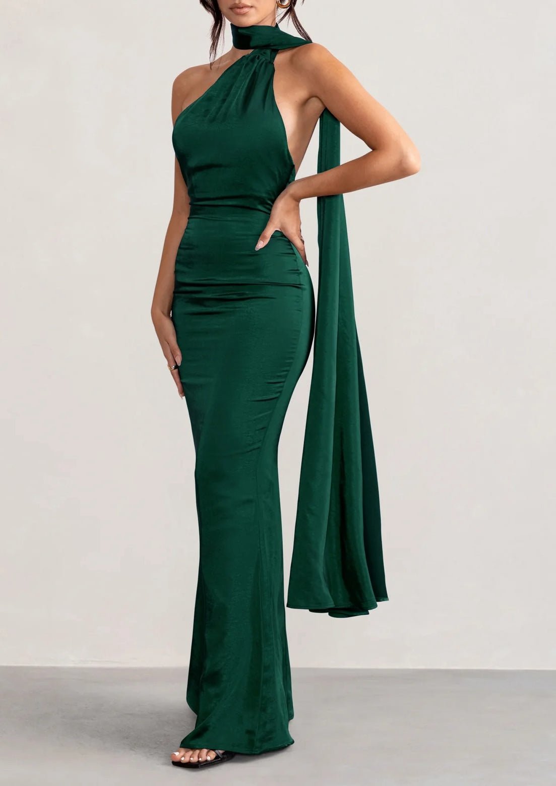 Sheath/Column Halter Floor-Length Prom Dresses Open Back