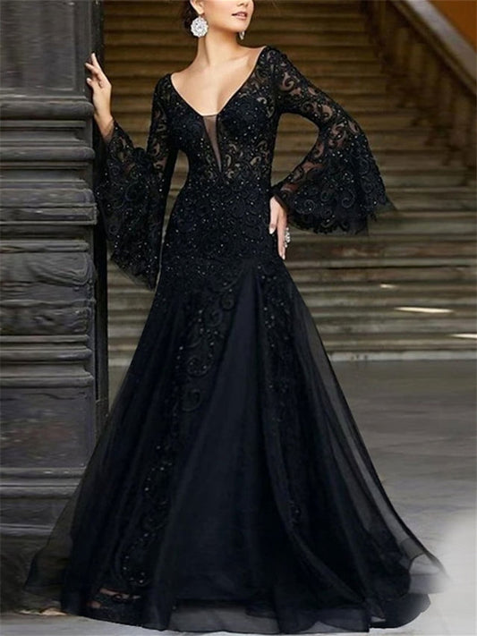 A-Line/Princess V-Neck Long Sleeves Floor-Length Evening Dresses With Appliques Black