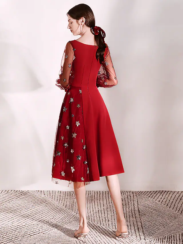 A-Line Glittering Princess Homecoming Cocktail Party Dress Scoop Neck Long Sleeve Tea Length Stretch Fabric with Sequin