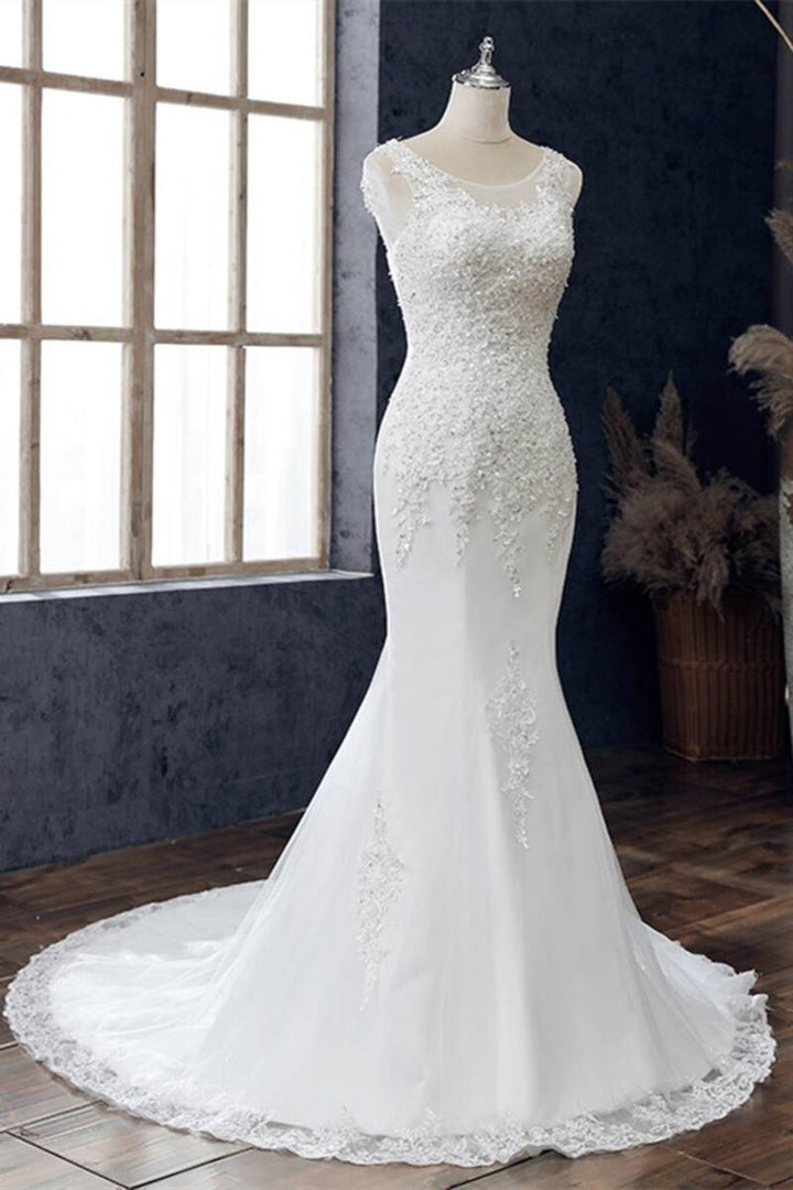 White Lace Round Neck Sleeveless Trumpet Wedding Dress Long