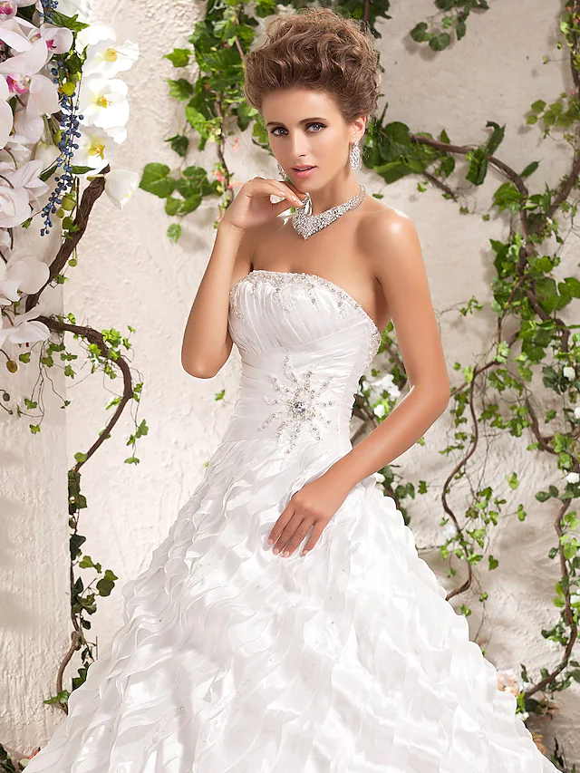 Ball Gown Wedding Dresses Strapless Floor Length Taffeta Sleeveless with Beading Cascading Ruffle