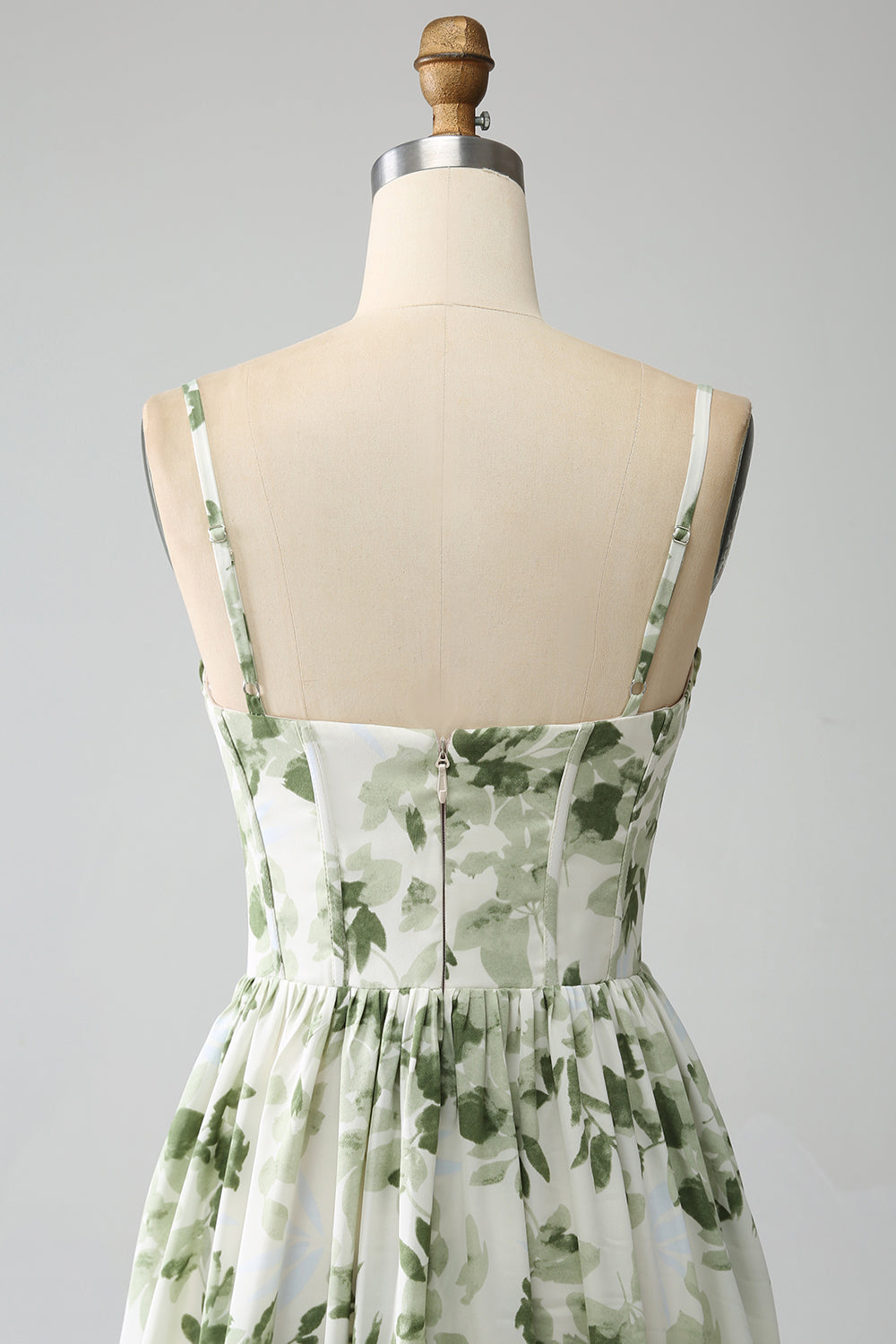 Green A-Line Spaghetti Straps Printed Floor Length Dress With Slit Beautiful