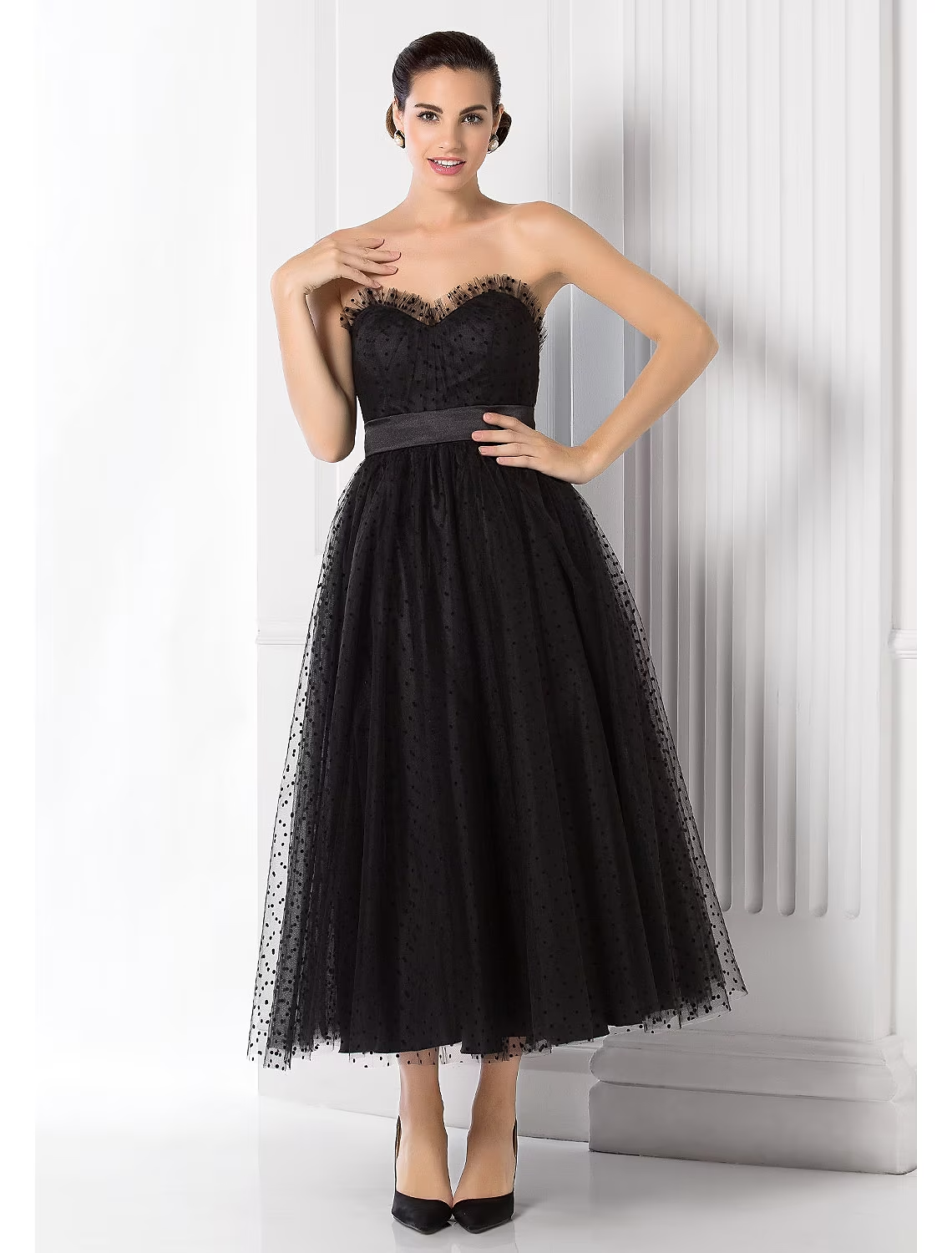 Ball Gown Little Black Dress Dress Holiday Tea Length Sleeveless Sweetheart Tulle with Sash