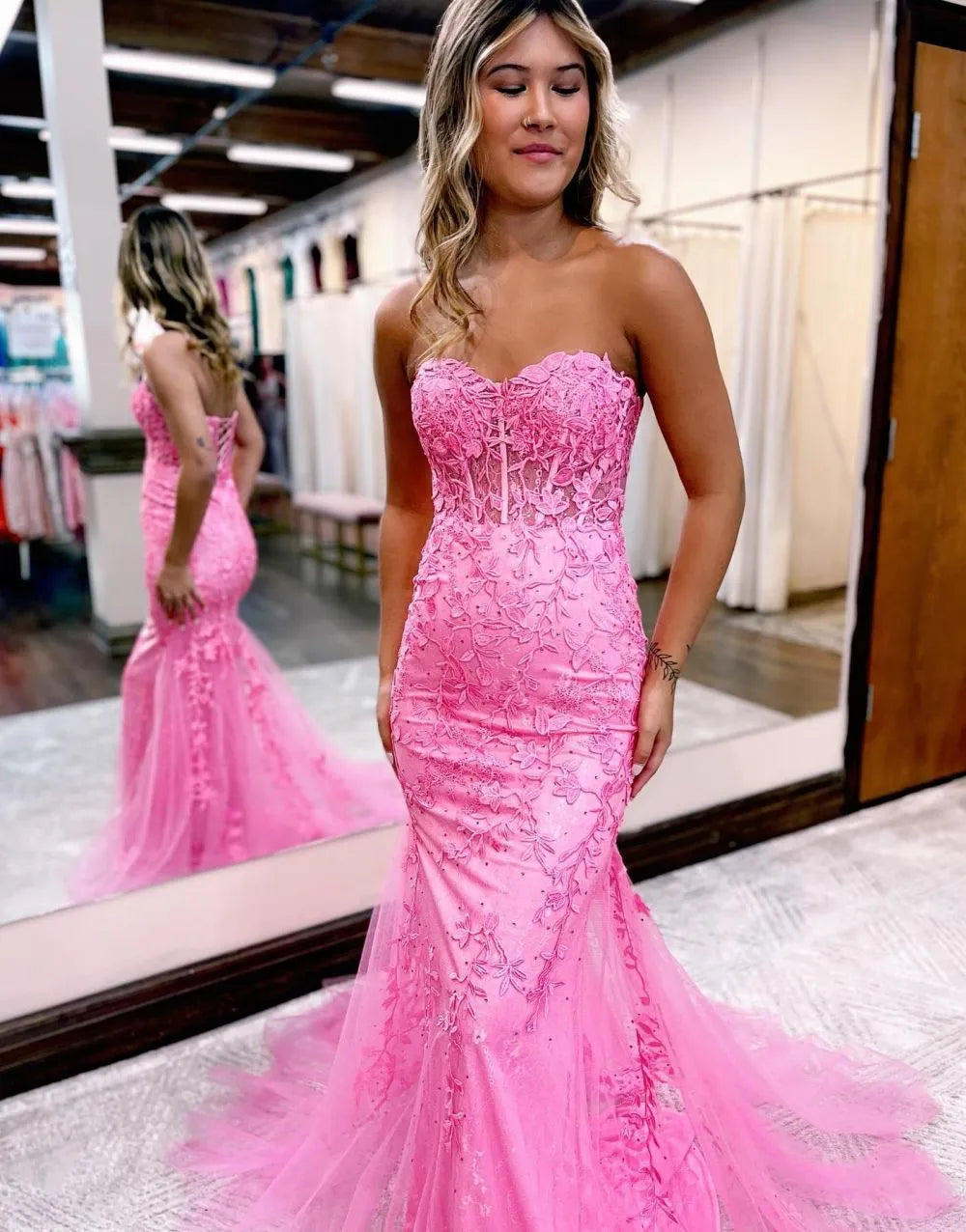 Mermaid Strapless Back Prom Dress With Appliques Off Shoulder Sexy