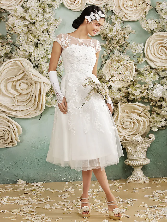 A-Line Wedding Dresses Halter Neck Floor Length Chiffon Sleeveless See-Through with Sequin Criss-Cross Beautiful