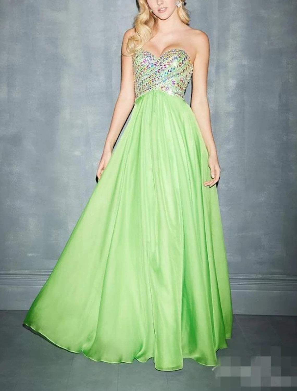 A-Line Evening Gown Glittering Dress Wedding Guest Sweep / Brush Train Sleeveless Sweetheart Chiffon with Rhinestone Beading