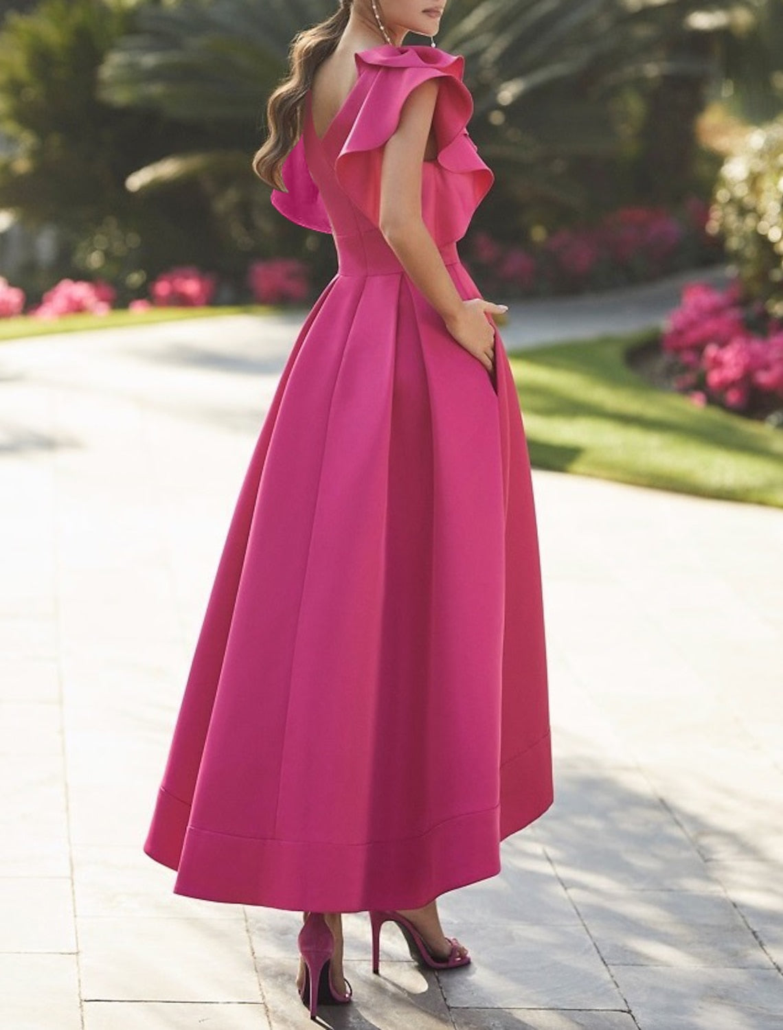 A-Line/Princess V-Neck Asymmetrical Prom Dresses Pure Color