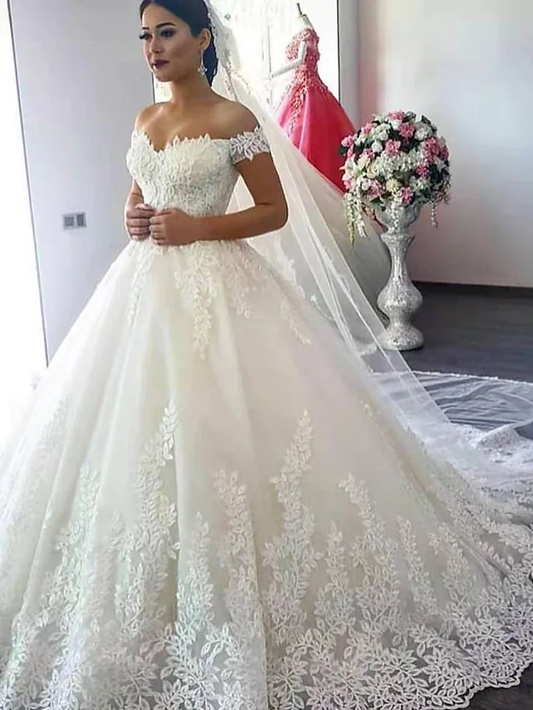 Ball Gown Wedding Dresses Off Shoulder Court Train Lace Short Sleeve Formal Sparkle & Shine