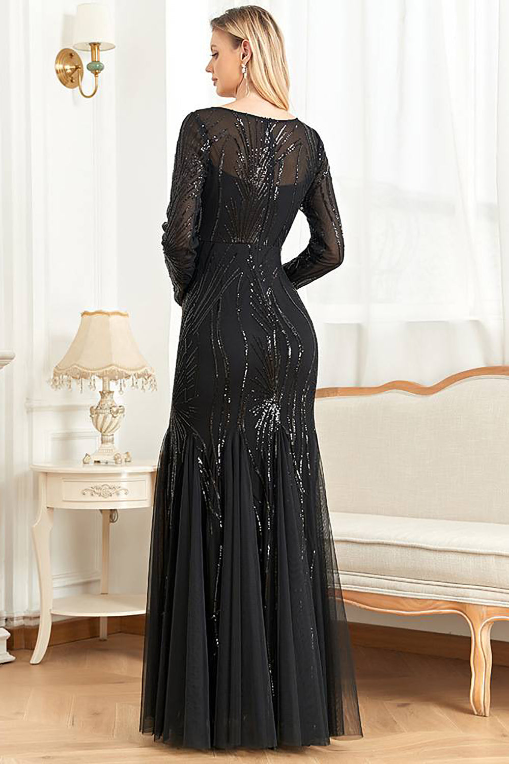 Black Mermaid Round Neck Long Prom Dress With Appliques Sparkly Evening Dresses