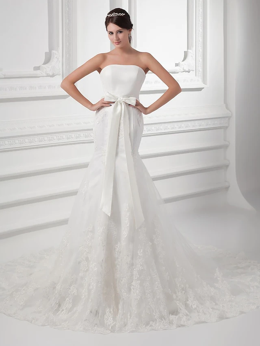 Wedding Dresses Strapless Chapel Train Lace Satin Tulle Strapless with Bow(s) Buttons