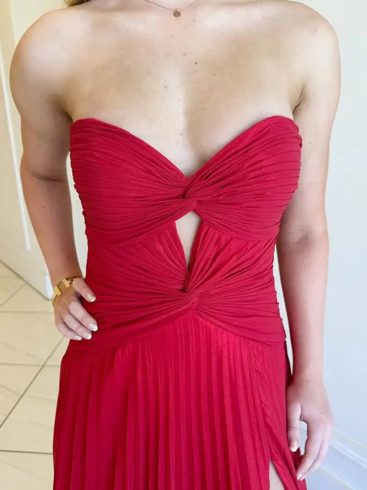 Elegant A Line Strapless Sweetheart Pleated Long Formal Prom Dress with Slit Charming Party Evening Gown