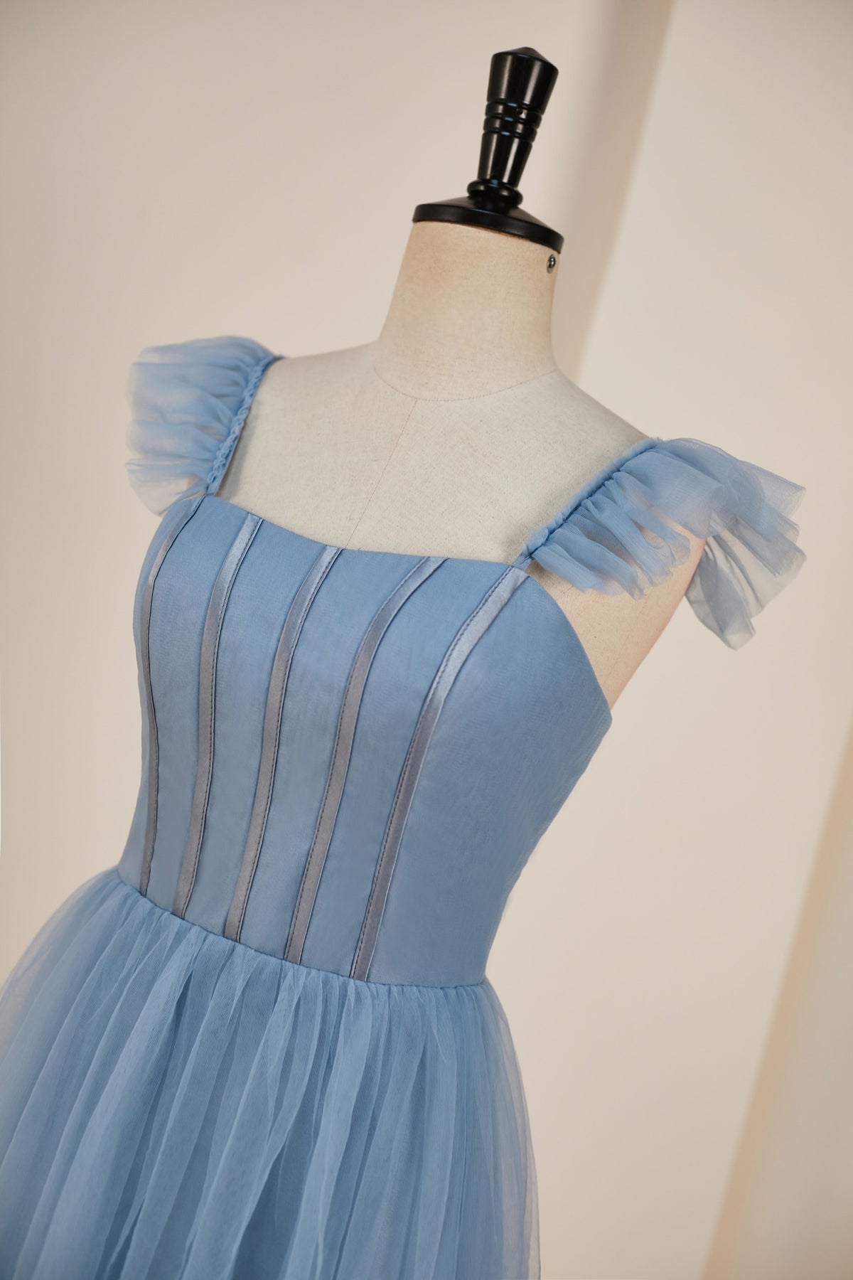 Fantastic Straps Tulle Tiered Multi-Layers Prom Dresses Floor Length Blue Beautiful