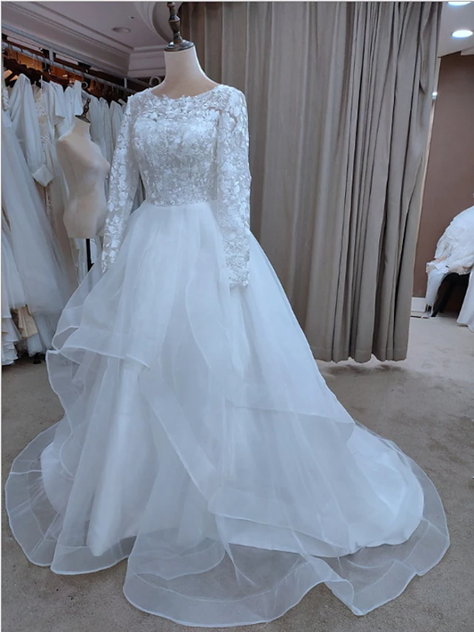 A-Line Wedding Dresses Jewel Neck Court Train Lace Tulle Long Sleeve Formal Romantic Luxurious with Appliques Cascading