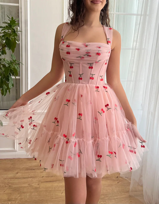 A-line Cherry Lace Appliques Prom Dresses for Women Tulle Wedding Dress lovely Short Homecoming Dress