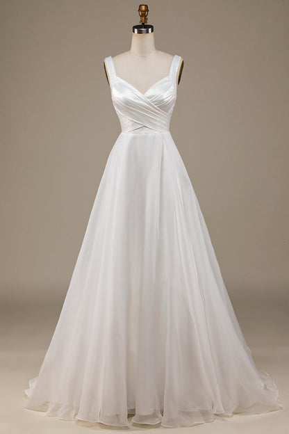 Ball-Gown/Princess Simple Organza Scoop Neck Sweep Train Wedding Dress Long