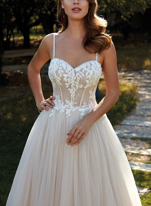 Sweetheart Sleeveless Tulle Wedding Dress With Appliques Lace A Line Floor Length