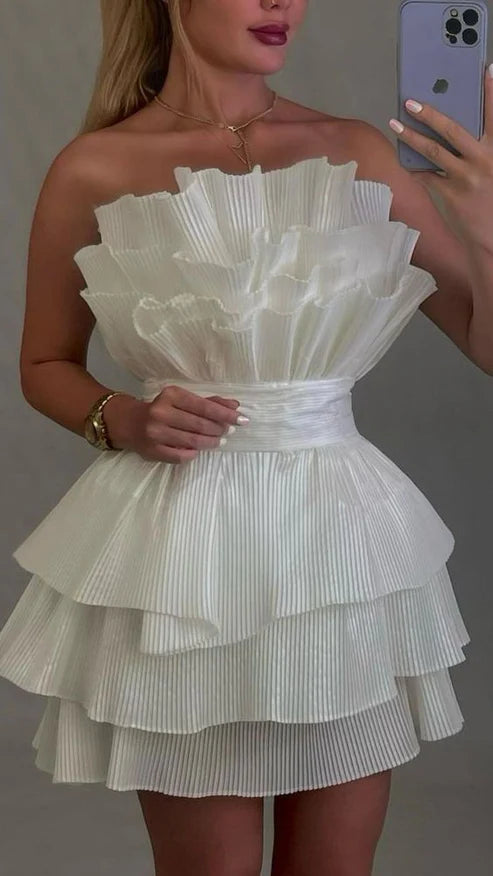 White Strapless A-Line Tiered Sweet Birthday Dress Homecoming Dress Off Shoulder Party Dress