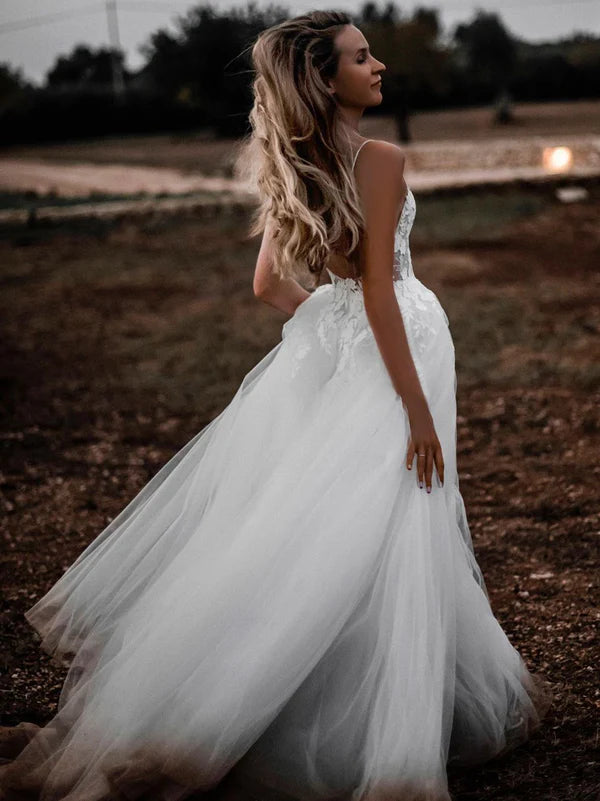 Backless Tulle Wedding Dresses A-line Appliqued Bridal Gowns Floor Length Beautiful