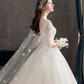 Princess Ball Gown Wedding Dresses Jewel Neck Chapel Train Lace Tulle Sleeveless Formal Luxurious