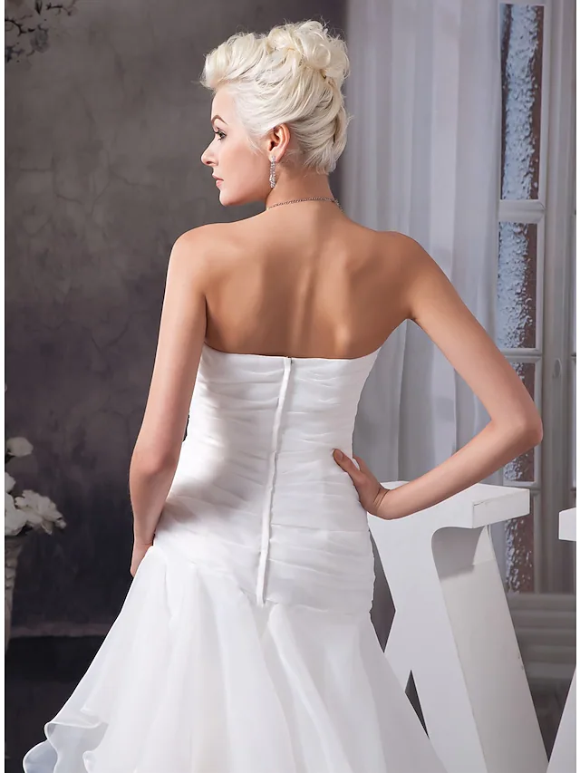 A-Line Wedding Dresses Sweetheart Neckline Floor Length Lace Organza Satin Strapless with Ruched Appliques Cascading