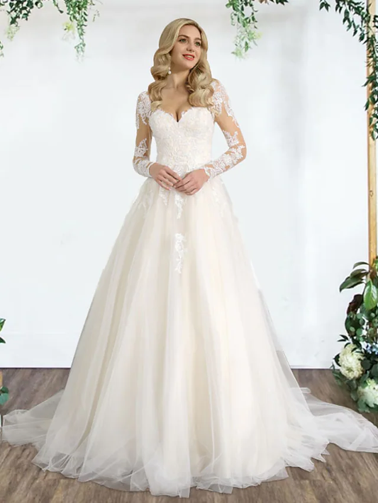 Princess A-Line Wedding Dresses Sweetheart Neckline Lace Tulle Sleeveless Country Formal Luxurious with Pleats