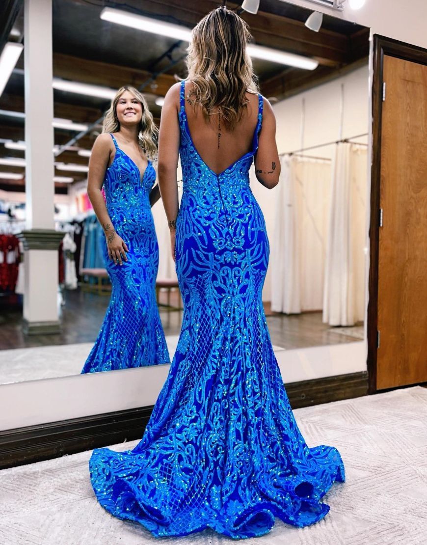 Mermaid V-Neck Gorgeous Patterns Royal Blue Prom Dress