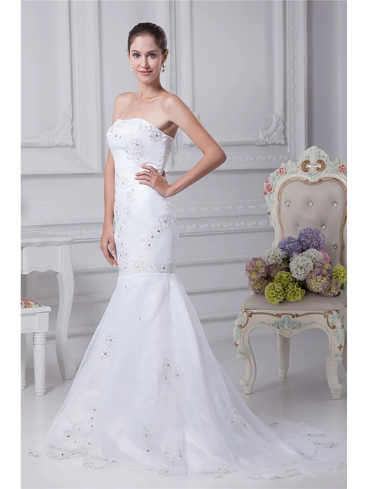 Wedding Dresses Strapless Chapel Train Organza Satin Strapless with Beading