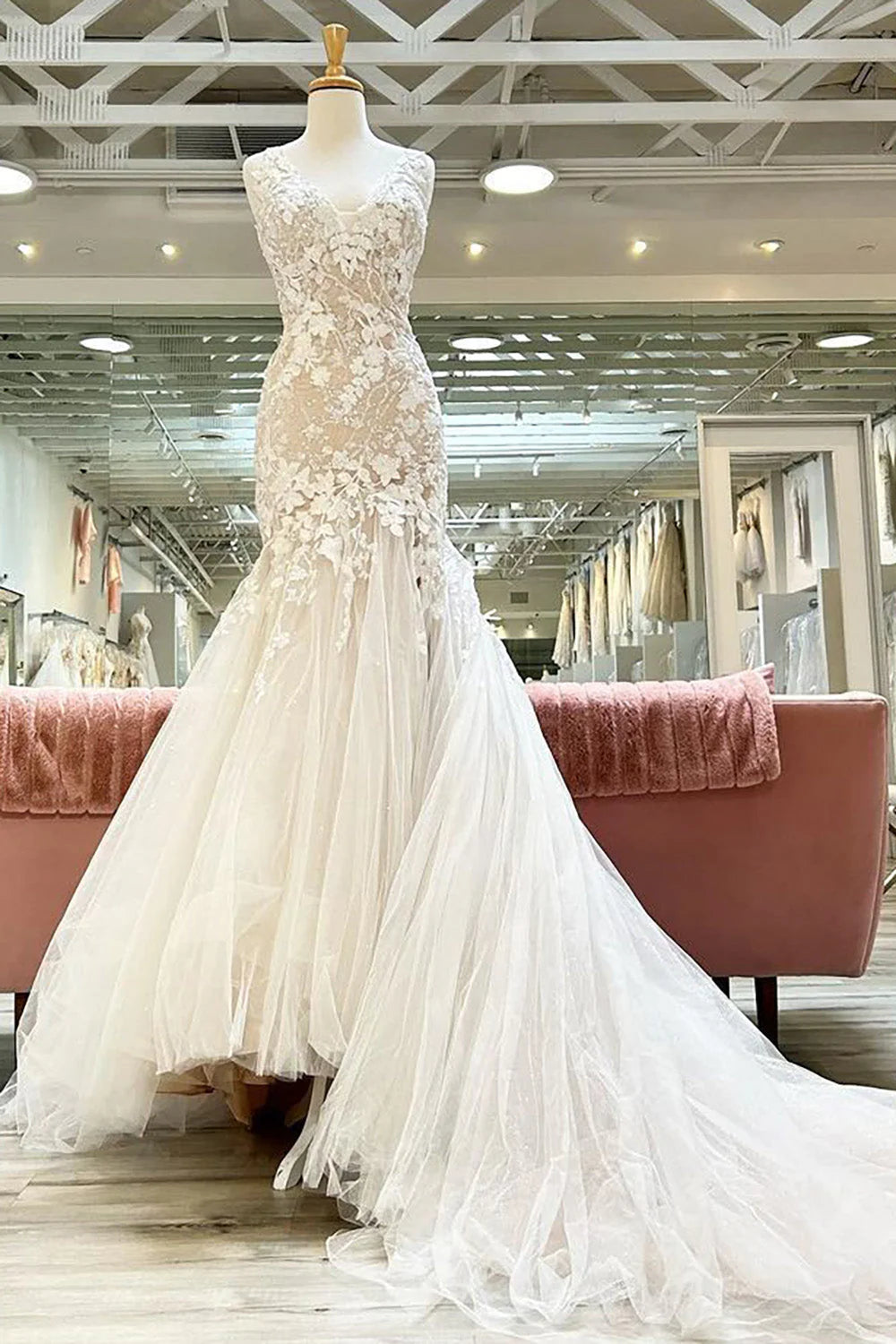 Mermaid V-Neck Wedding Dress with Appliques Sexy