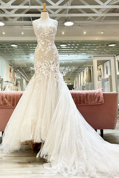 Mermaid V-Neck Wedding Dress with Appliques Sexy