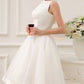 A-Line/Princess Scoop Knee-Length Wedding Dress Pure Color Graduation Dress Simple Party Dress