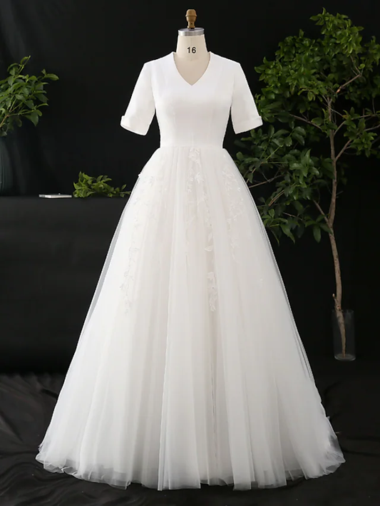 A-Line Wedding Dresses V Neck Court Train Satin Tulle Half Sleeve Simple Elegant with Appliques Beautiful