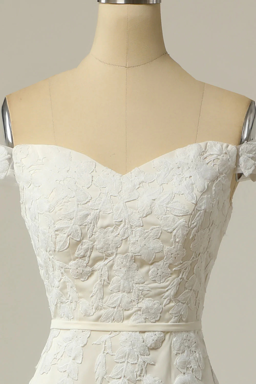 Mermaid Off the Shoulder Wedding Dress with Appliques Long