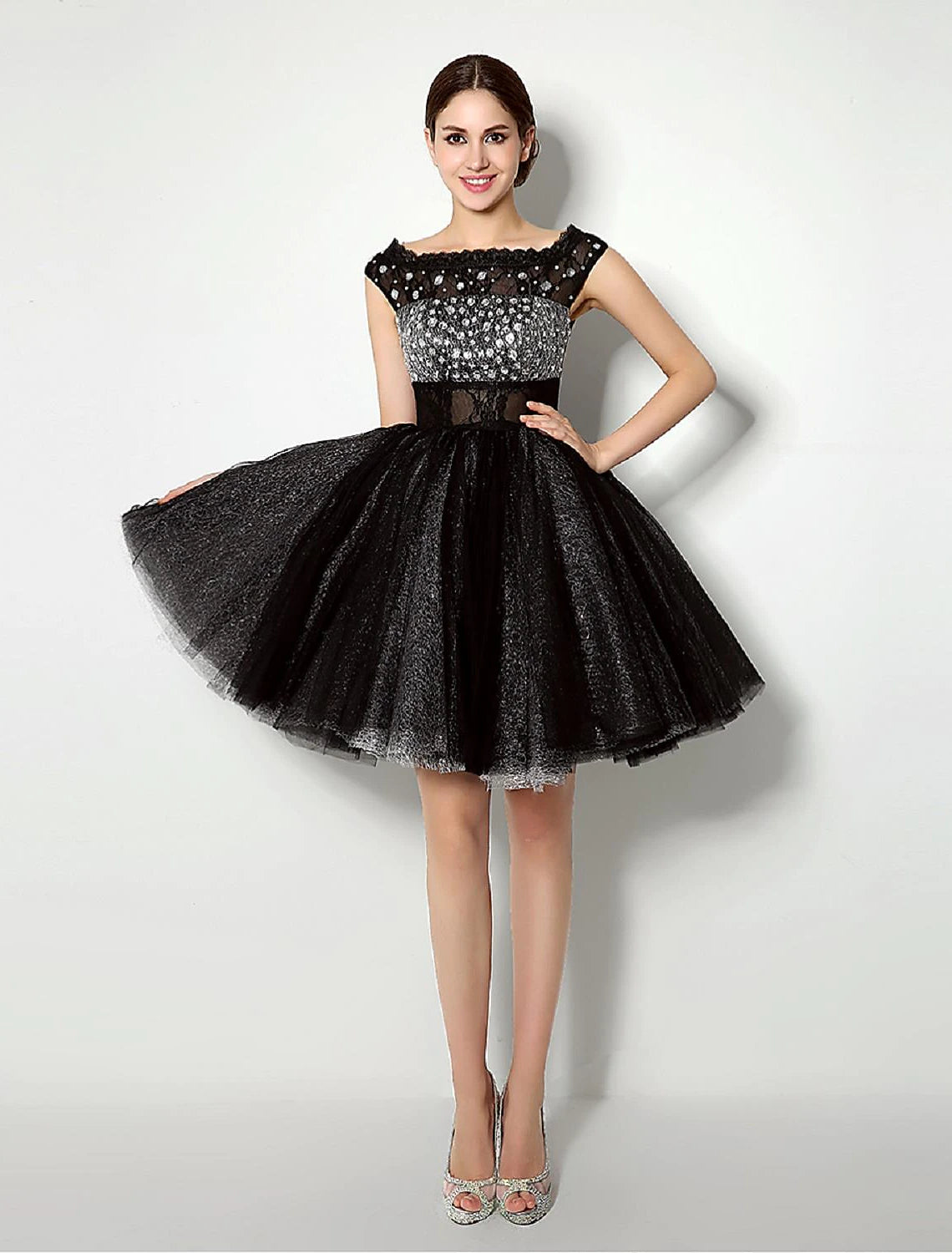 Ball Gown Fit & Flare Little Black Dress Dress Cocktail Party Short / Mini Sleeveless Bateau Neck Tulle with Lace Sash