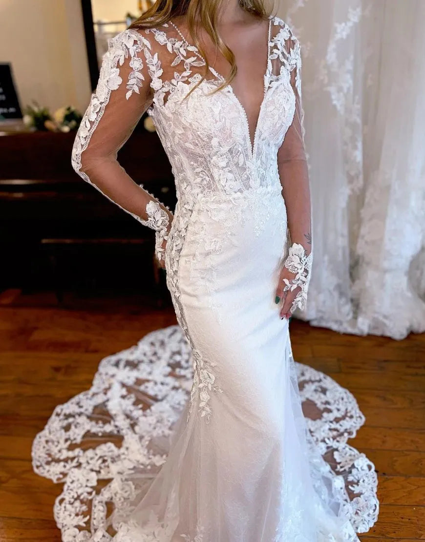 Mermaid V Neck Long Wedding Dress With Appliques Sexy Beautiful