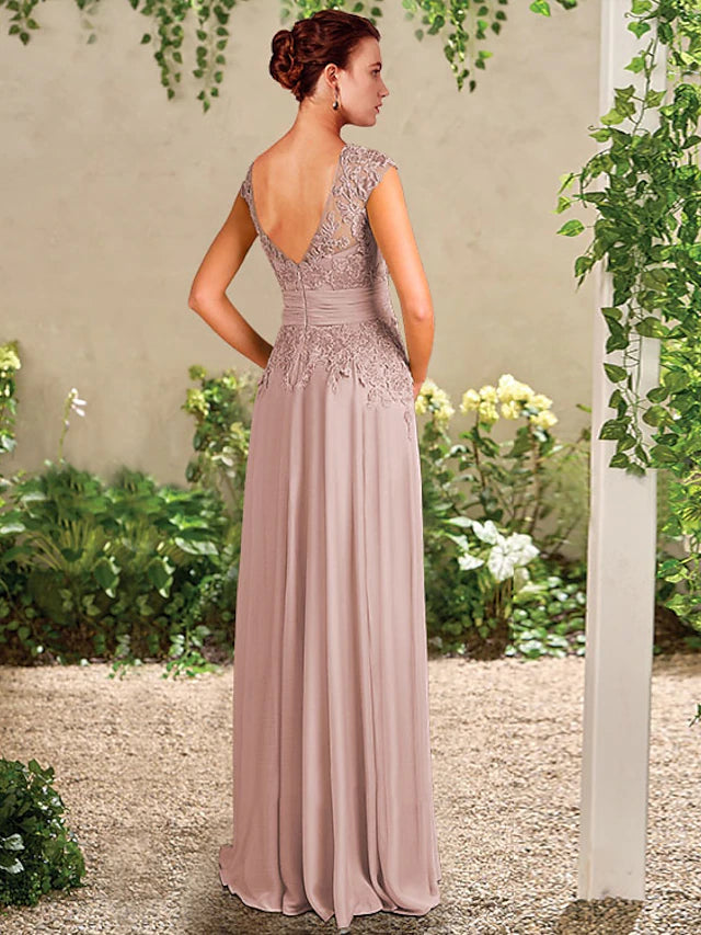 A-Line Mother of the Bride Dress Elegant V Neck Floor Length Chiffon Lace Sleeveless with Pleats