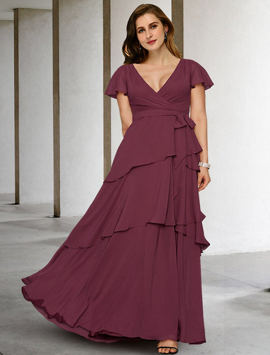 A-Line Mother of the Bride Dresses Plus Size Hide Belly Curve Vintage Dress Formal Floor Length Short Sleeve V Neck Chiffon with Ruffles